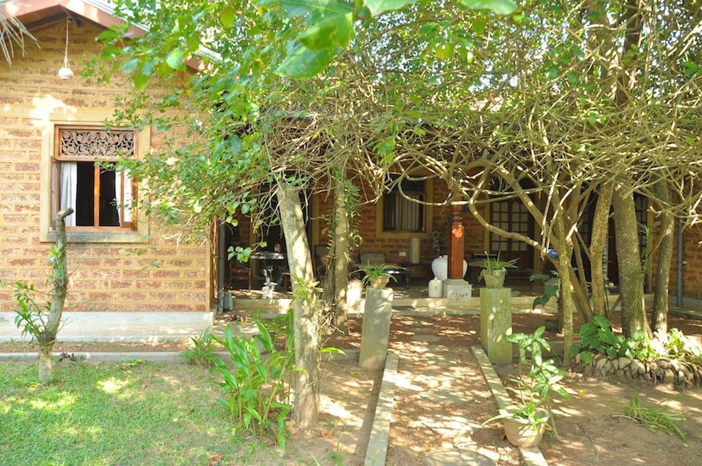 Ypsylon Tourist Resort Beruwala Exterior photo