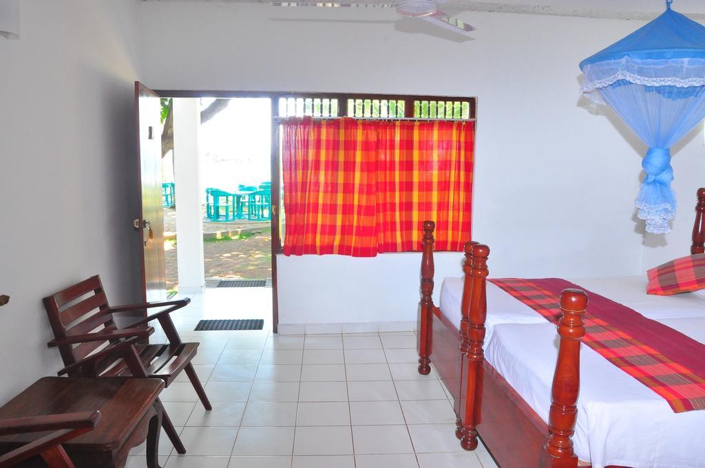 Ypsylon Tourist Resort Beruwala Exterior photo